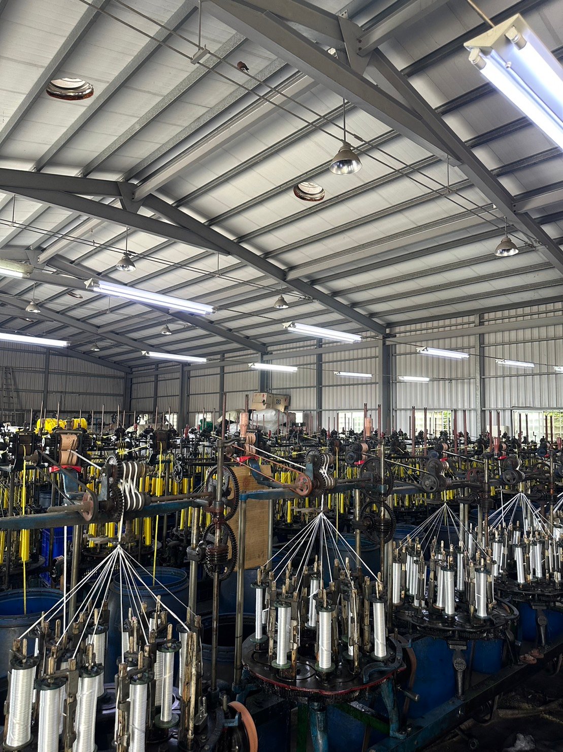 Netting machine